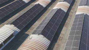 Impianto fotovoltaico sistemi di fissaggio pannelli fotovoltaici per Strutture su cupolino K410Z10 01