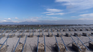 impianti-a-terra-gabbia-supporti-per-impianti-fotovoltaici-a-terra-strutture-e-sistemi-di-fissaggio-pannelli-solari