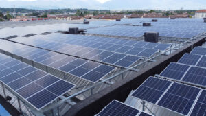 sistemi-di-fissaggio-pannelli-fotovoltaici-per-montaggio-su-tetto-con-shed