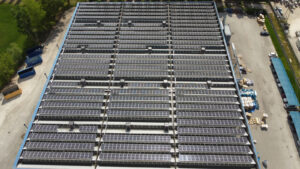 sistemi-di-fissaggio-pannelli-fotovoltaici-per-montaggio-su-tetto-con-shed