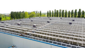 sistemi-di-fissaggio-pannelli-fotovoltaici-per-montaggio-su-tetto-con-shed