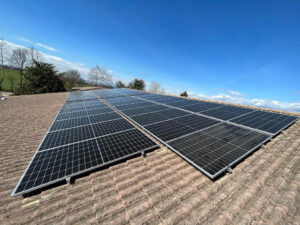 staffe-per-fissaggio-pannelli-fotovoltaici-e-solari-su-tegole