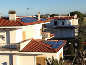 staffe per fissaggio pannelli fotovoltaici e solari su tegole 4