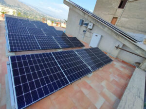strutture per montaggio pannelli fotovoltaici su tetto piano a vela e est ovest 29